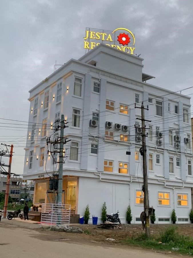 Jesta Residency 호텔 하산 외부 사진